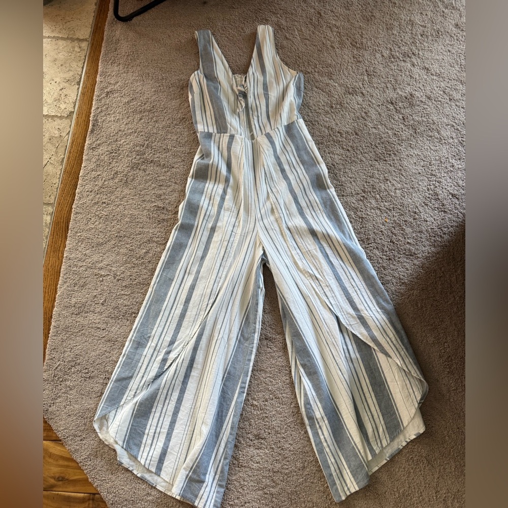 Altar’d State Jumpsuit Size M - Picture 2 of 9